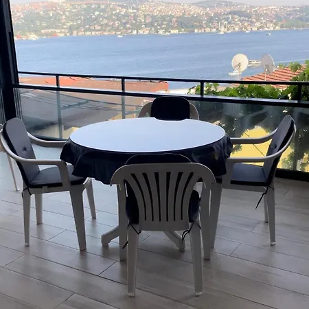 Bosphorus Apartment *
